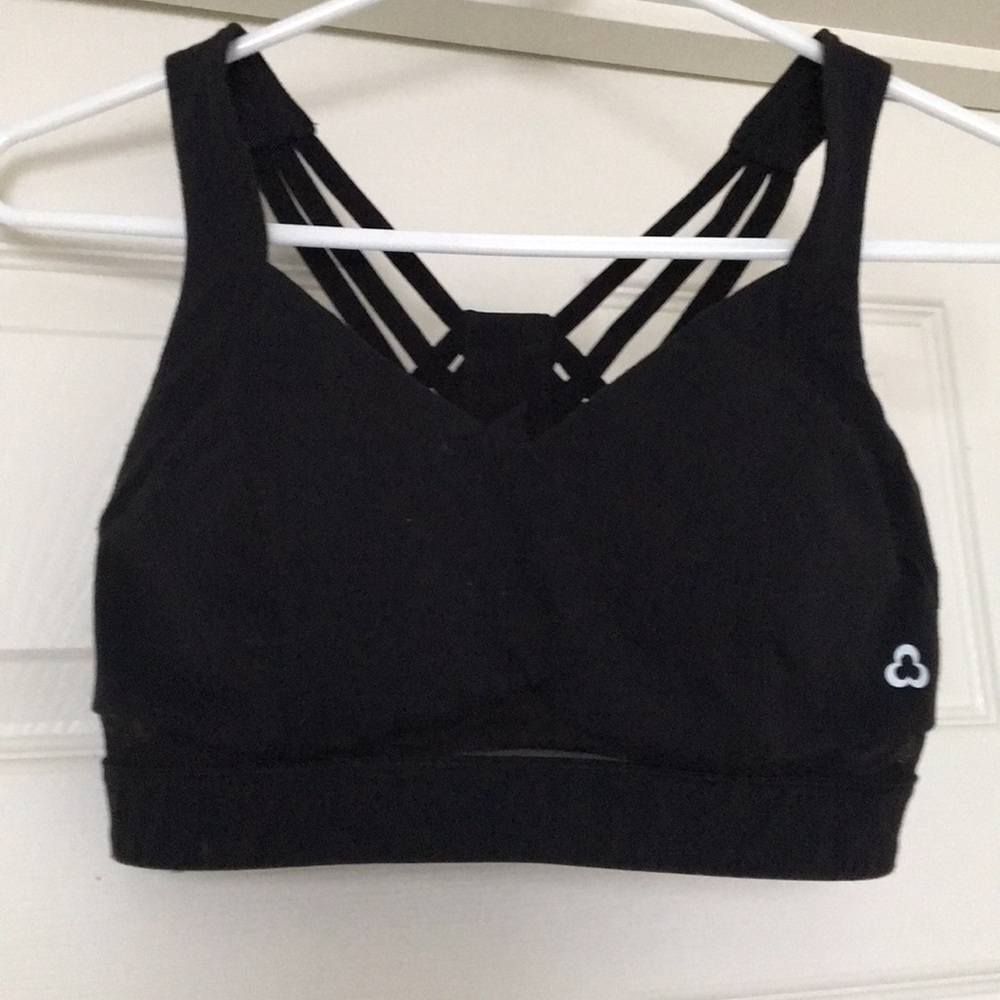 Titika Chic Sports Bra